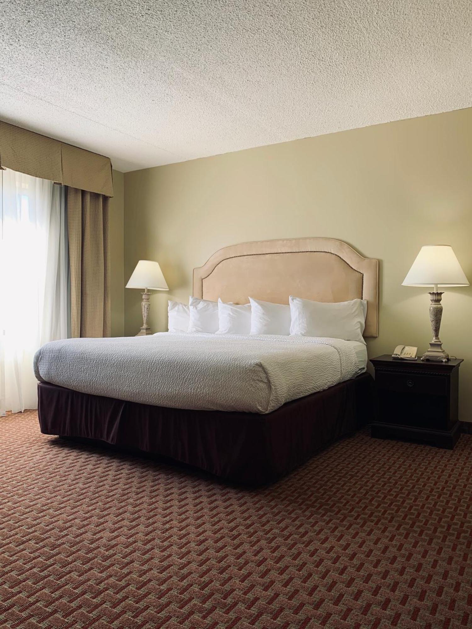 Euro-Suites Hotel Morgantown Eksteriør bilde